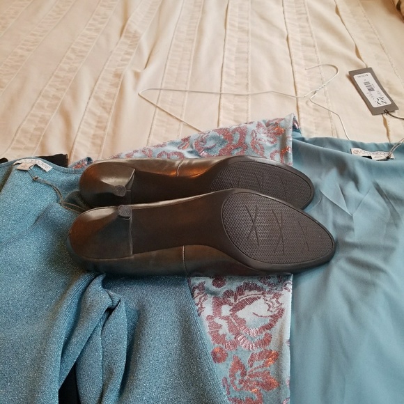 High heel shoes - Picture 3 of 4